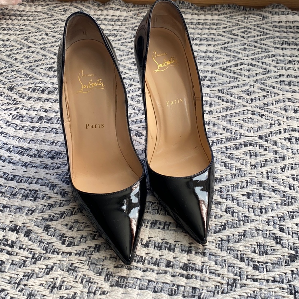 Authentic Christian Louboutin size 39 So Kate 120
